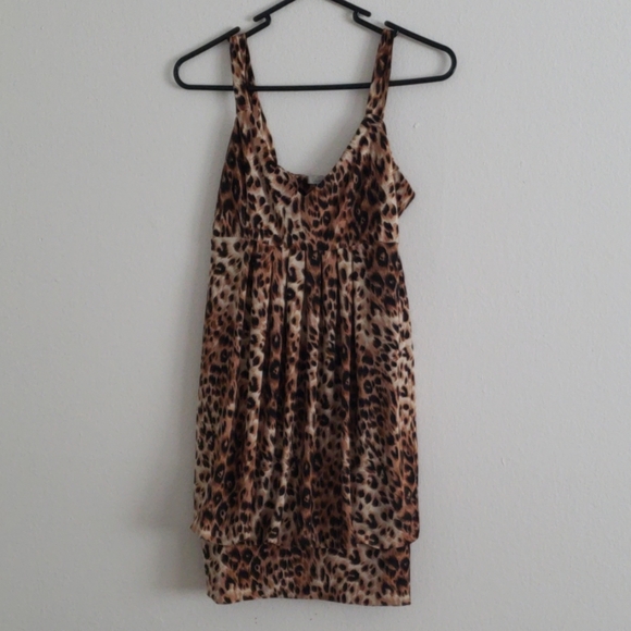 Charlotte Russe Dresses & Skirts - Leopard Print Dress Charlotte Russe Dresses & Skirts - Leopard Print Dress